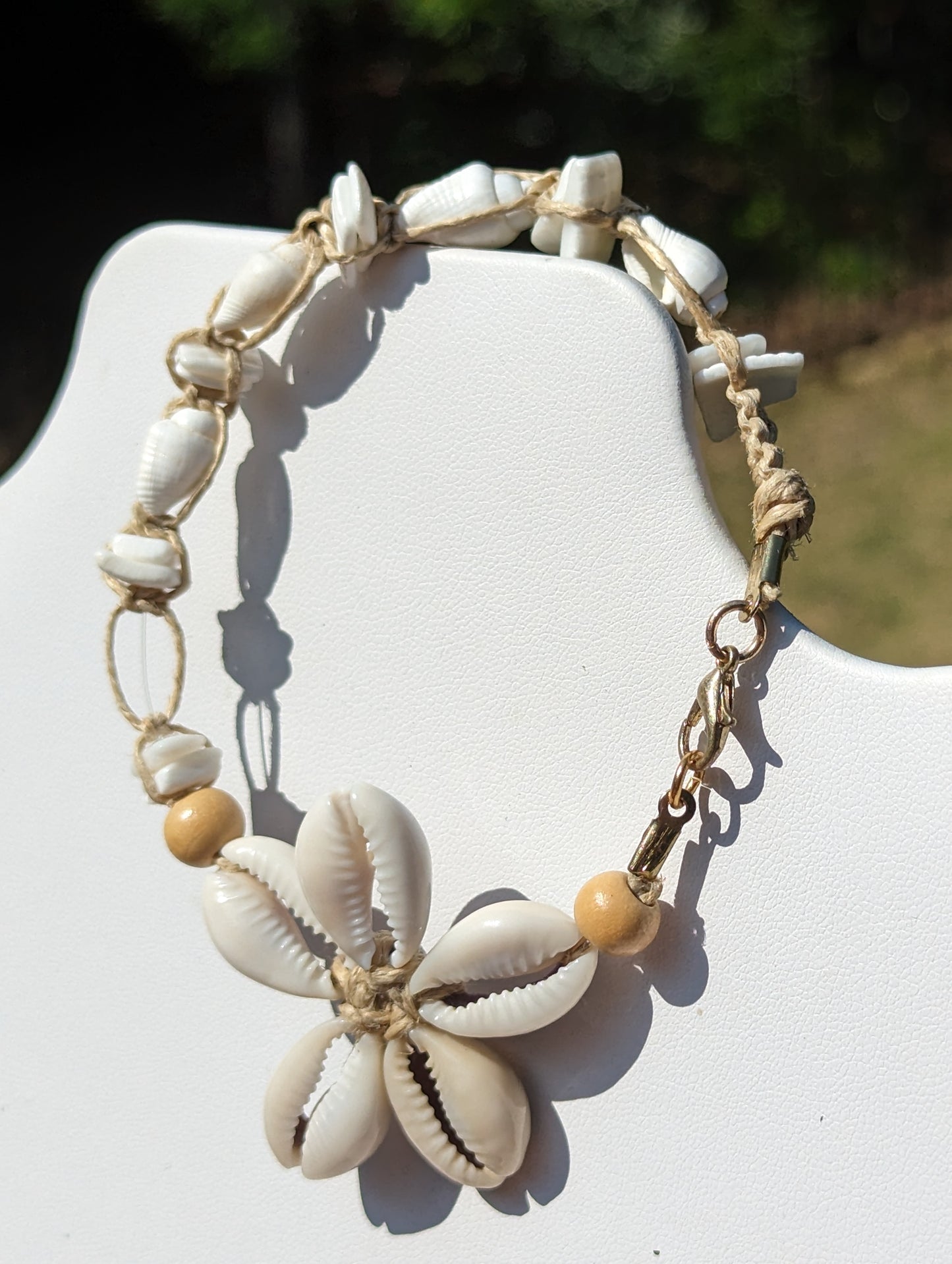 White Cowrie Shells Flower Bracelet (Long)