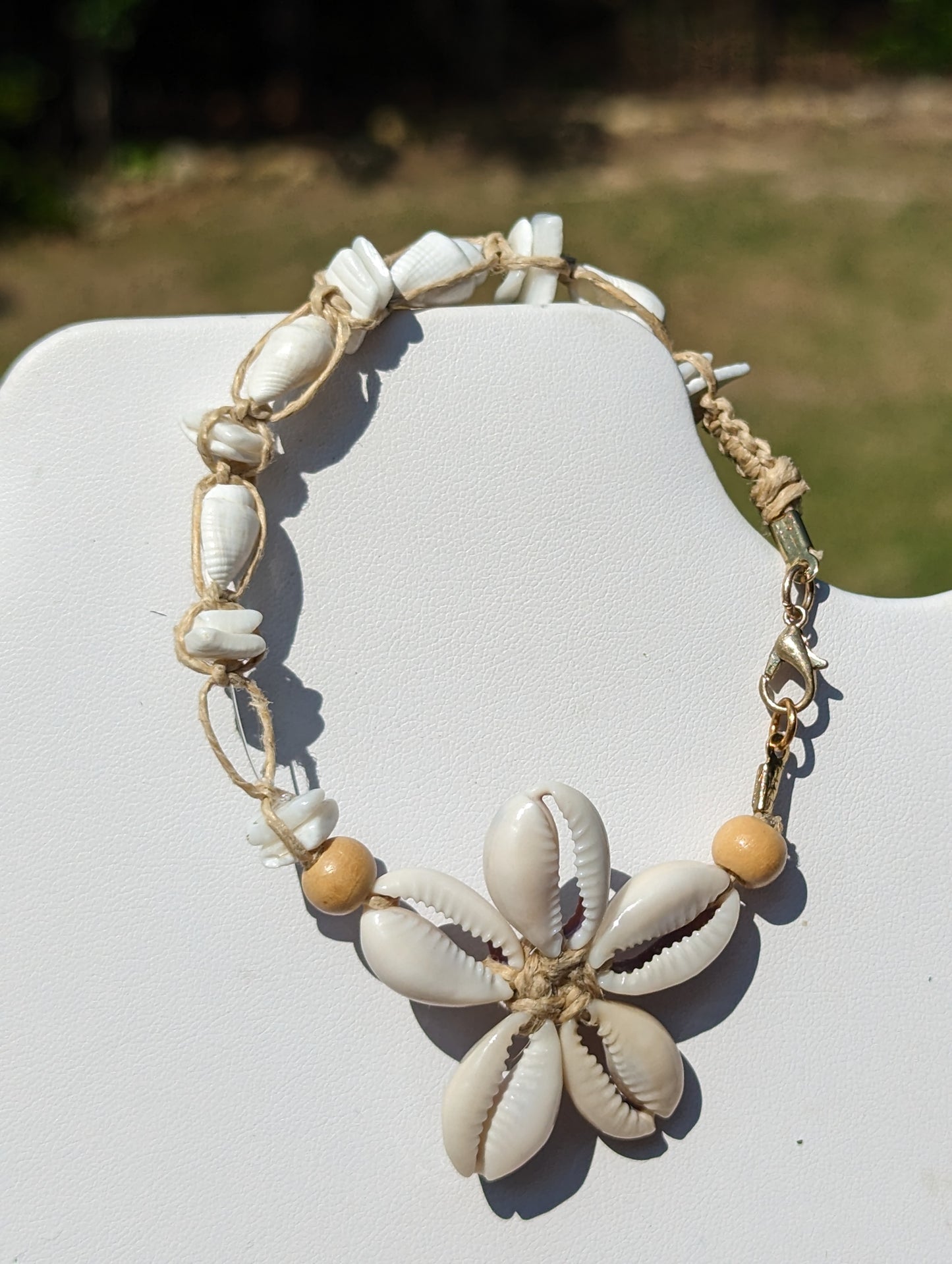 White Cowrie Shells Flower Bracelet (Long)