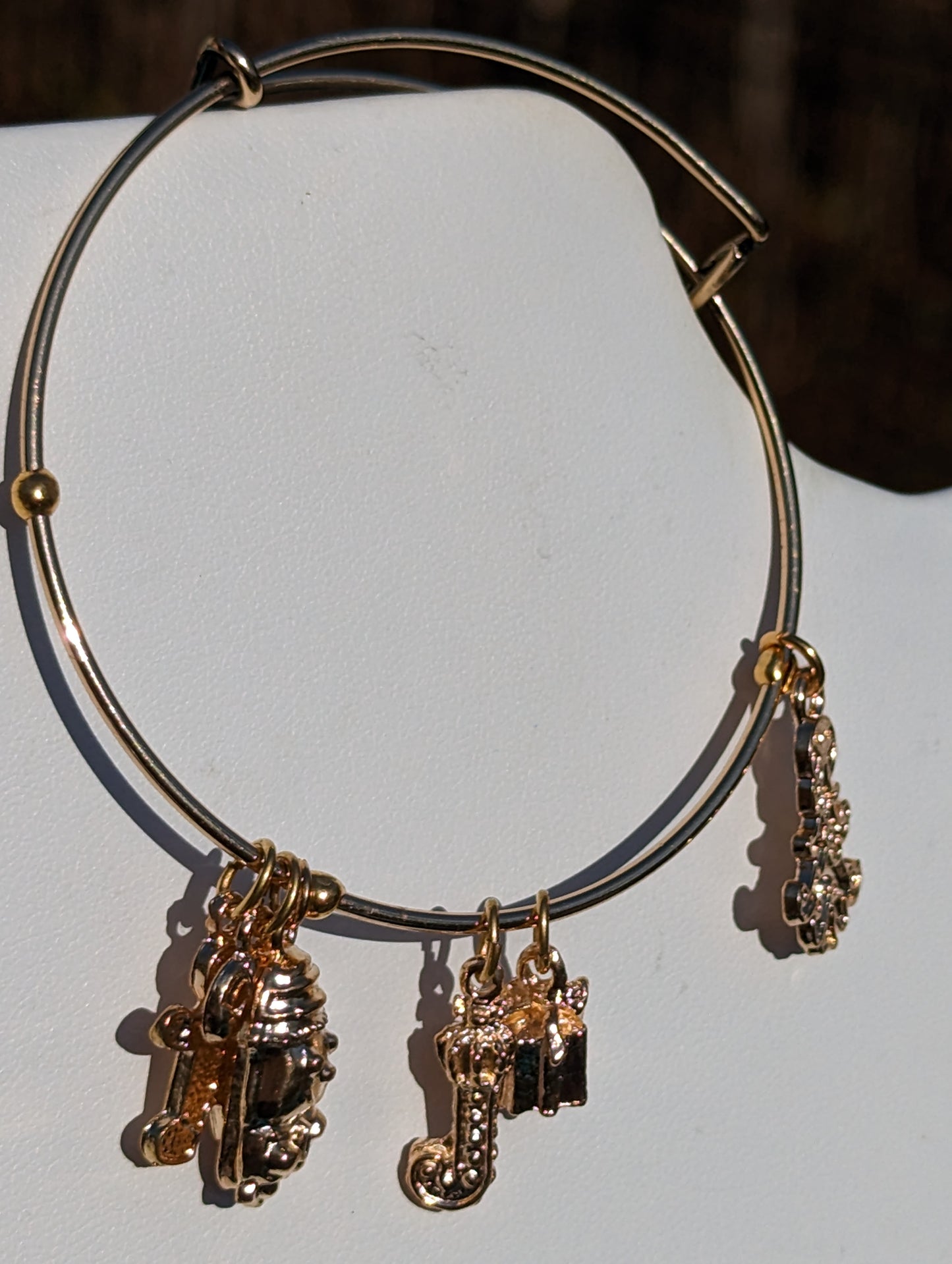 Gold-tone Adjustable Christmas Charm Bracelet