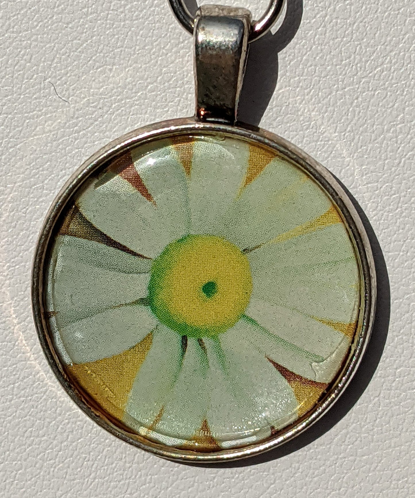 White Daisy Print Silver-tone Pendant