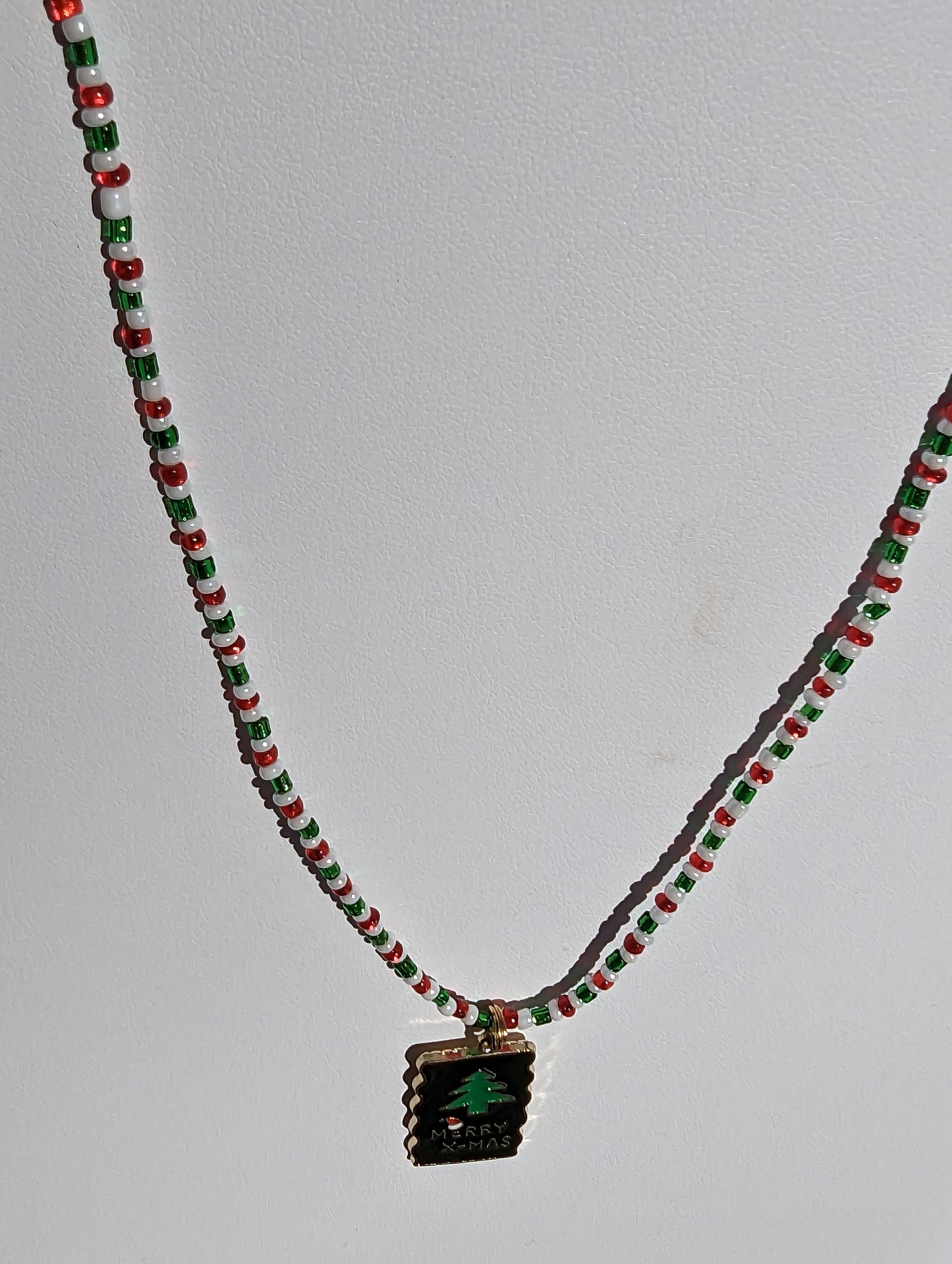 Merry Xmas Enamel Pendant Beaded Necklace